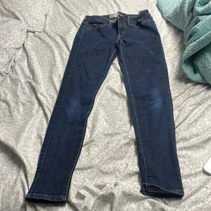 LEVI’S DENIM LEGGING JEANS